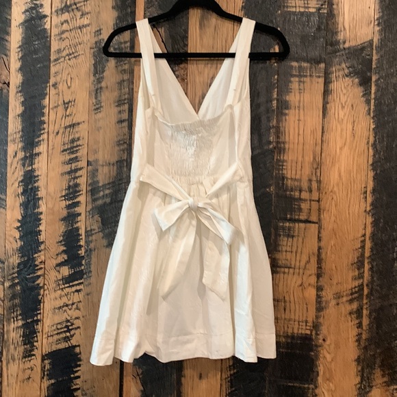 Dress - Picture 3 of 9